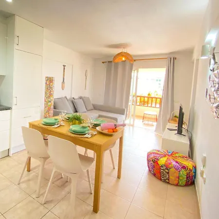 Costa Caleta Sea View Apartment *
